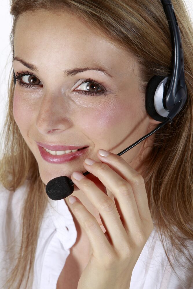 Hiring Managers and Recruiter Communications - woman on phone headset
