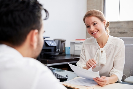 job interview Tips2 - professional woman at job interview